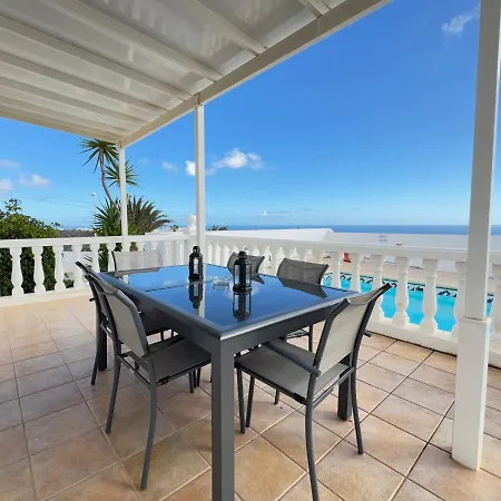 La Ventana Al Mar Villa Guime