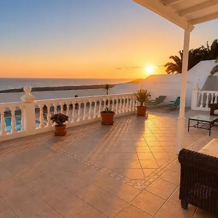 La Ventana Al Mar Villa *