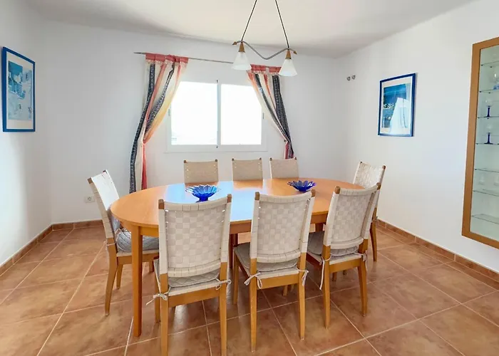 La Ventana Al Mar Villa *